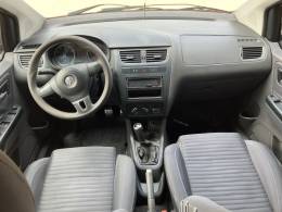 VOLKSWAGEN - CROSSFOX - 2011/2012 - Vermelha - R$ 41.000,00