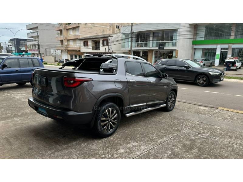 FIAT - TORO - 2022/2023 - Cinza - R$ 157.000,00