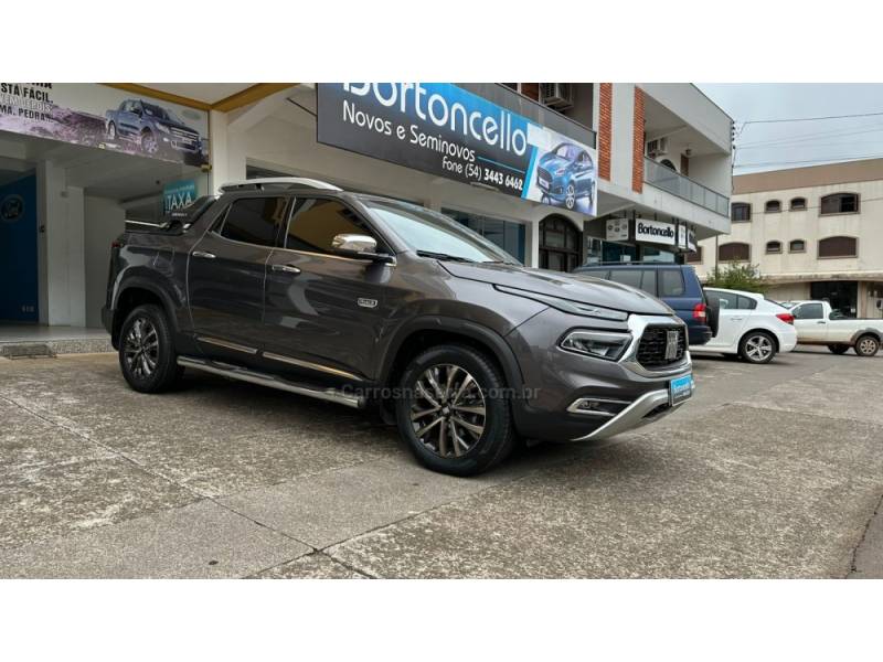 FIAT - TORO - 2022/2023 - Cinza - R$ 157.000,00